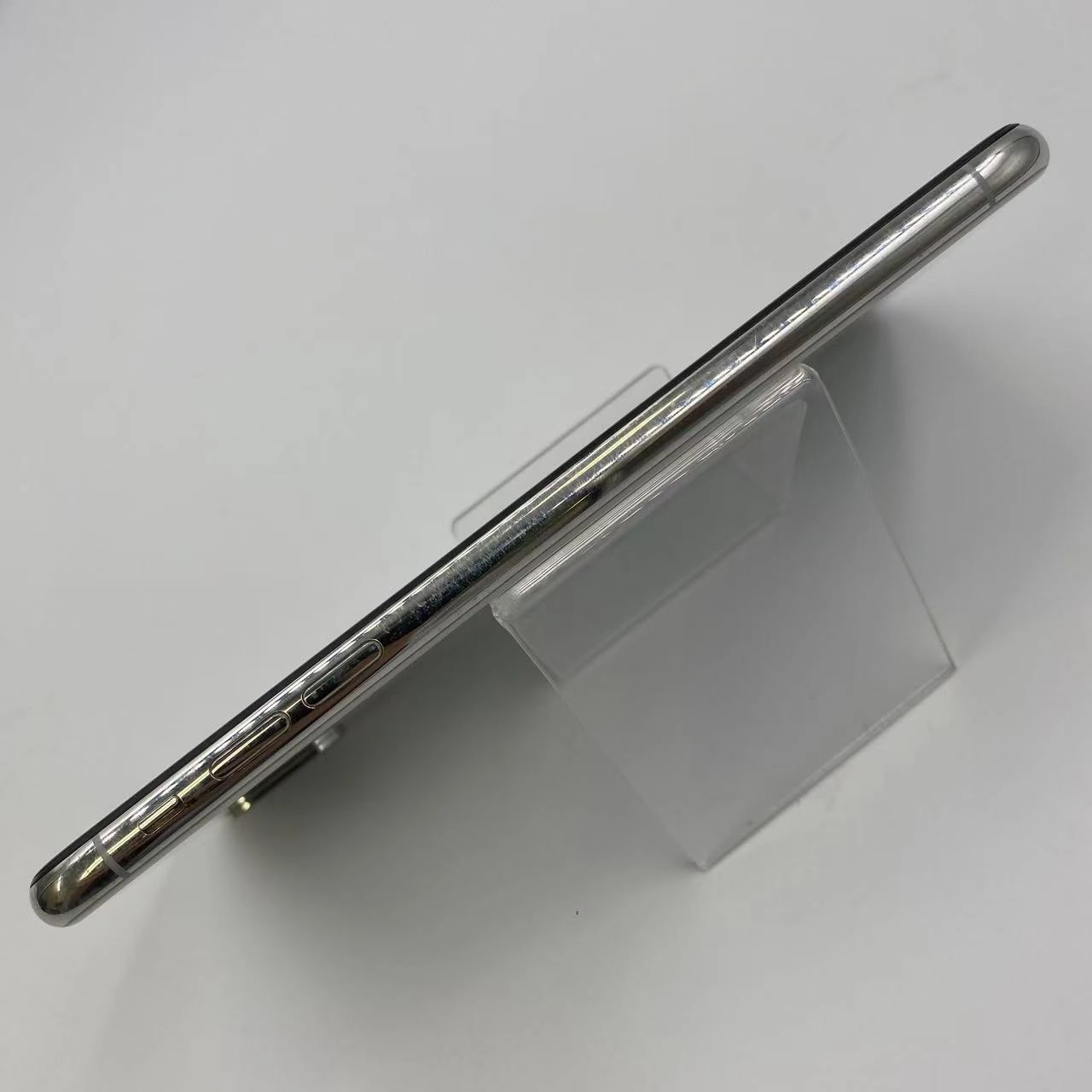 iPhoneXS Max 64GB MT6R2J/A Apple版SIMフリー