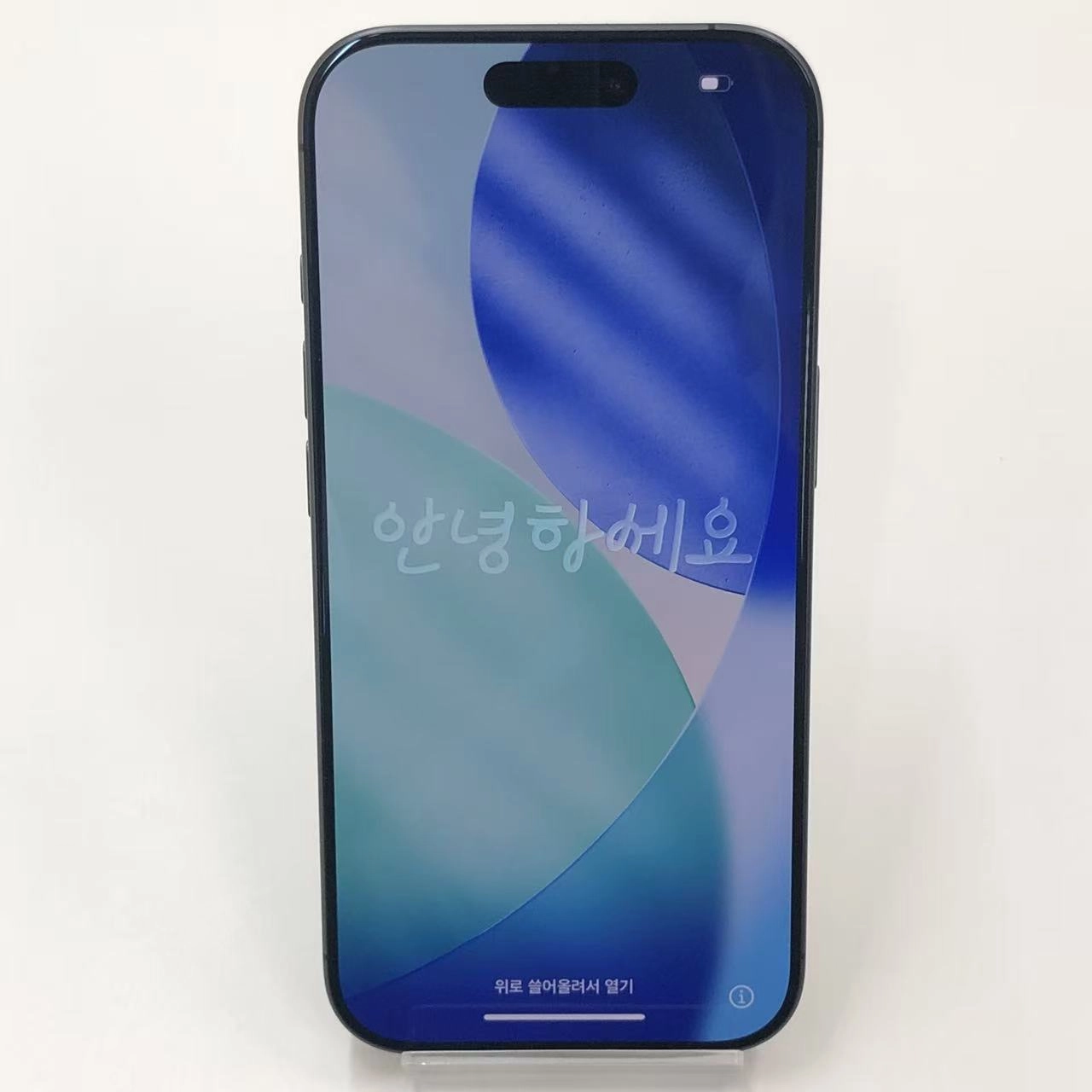 iPhone 17 256GB ブラック MG674J/A Apple版SIMフリー 新品同様