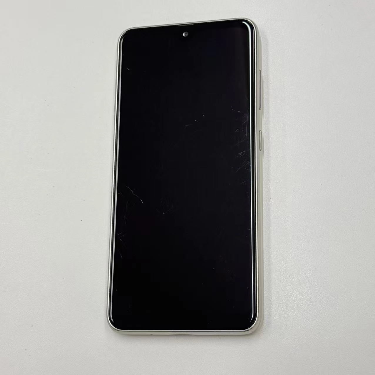 Galaxy A21 64GB ホワイト SC-42A docomo版SIMフリー ジャンク品