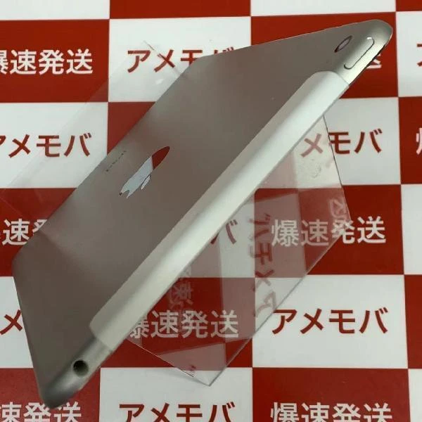 iPad mini 4 docomo版SIMフリー 32GB MNWF2J/A A1550 シルバー