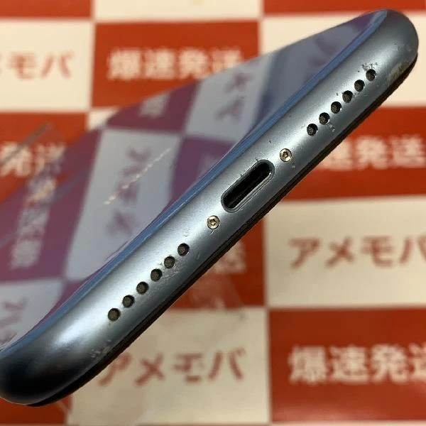 iPhoneXR au版SIMフリー 64GB MT0E2J/A A2106