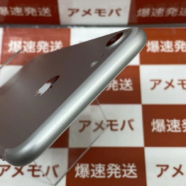 iPhone7 au版SIMフリー 32GB MNCF2J/A A1779 新品同様品 シルバー