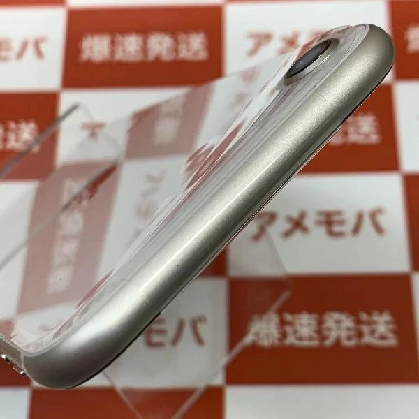 iPhoneSE 第3世代 SoftBank版SIMフリー 64GB MMYD3J/A A2782 未使用品
