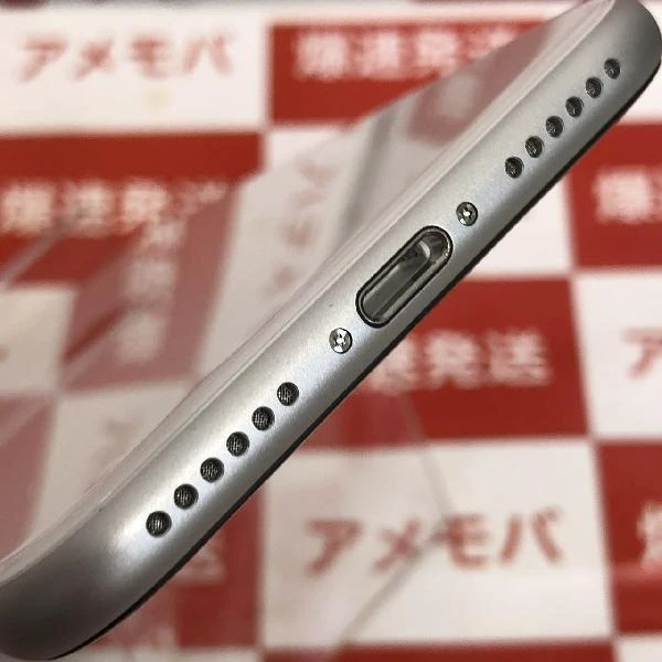 iPhoneSE 第2世代 docomo版SIMフリー 64GB MHGQ3J/A A2296 ホワイト