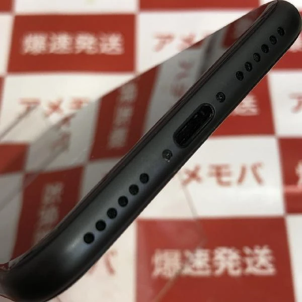 iPhone8 Apple版SIMフリー 64GB MQ782J/A A1906