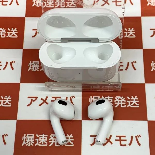 Apple AirPods 第3世代 MagSafe充電ケース付き  MME73J/A ホワイト