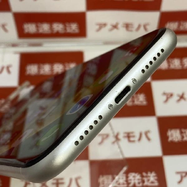 iPhone11 au版SIMフリー 128GB MWM22J/A A2221 ホワイト