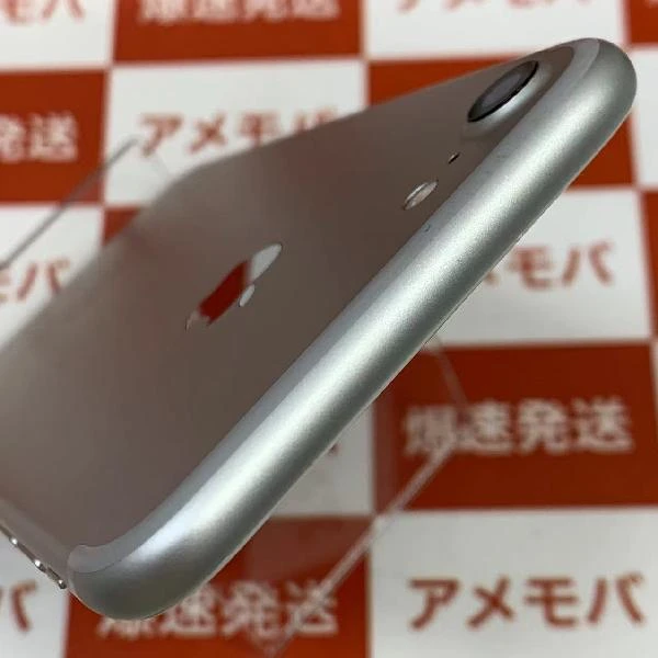 iPhone7 au版SIMフリー 32GB MNCF2J/A A1779 シルバー
