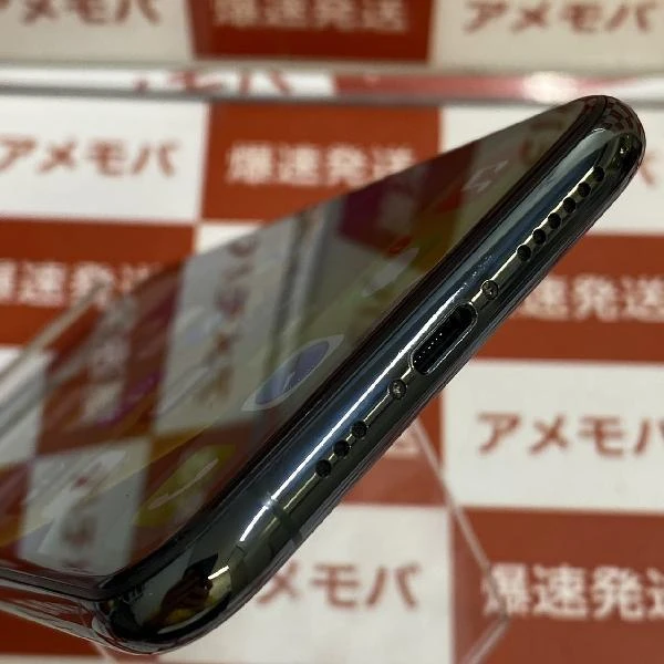 iPhone11 Pro au版SIMフリー 64GB MWC62J/A A2215 極美品