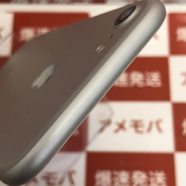 iPhone7 SoftBank版SIMフリー 32GB MNCF2J/A A1779 極美品 シルバー
