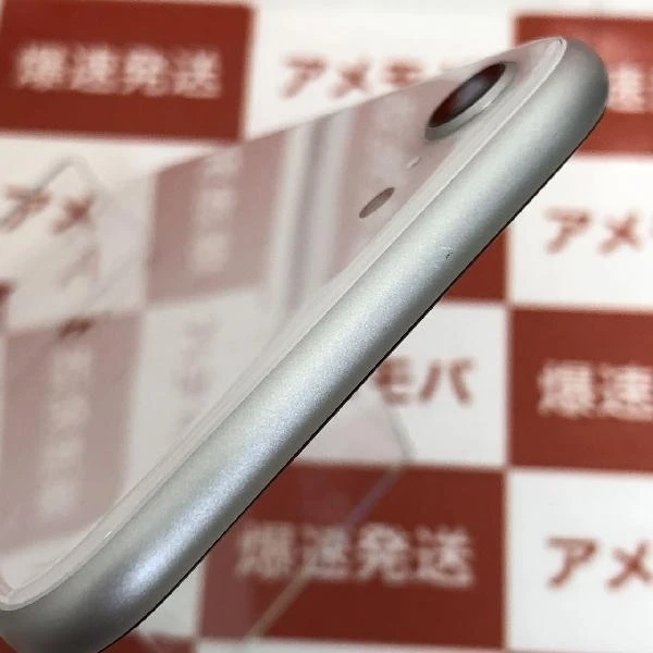 iPhoneSE 第2世代 SoftBank版SIMフリー 64GB MHGQ3J/A A2296 ホワイト