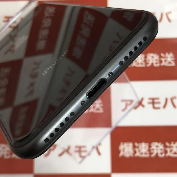 iPhone8 docomo版SIMフリー 64GB MQ782J/A A1906