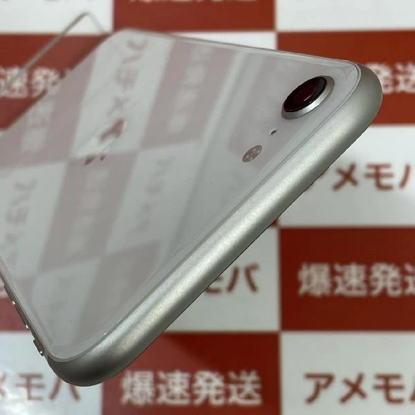 iPhoneSE 第3世代 docomo版SIMフリー 64GB MMYD3J/A A2782 美品