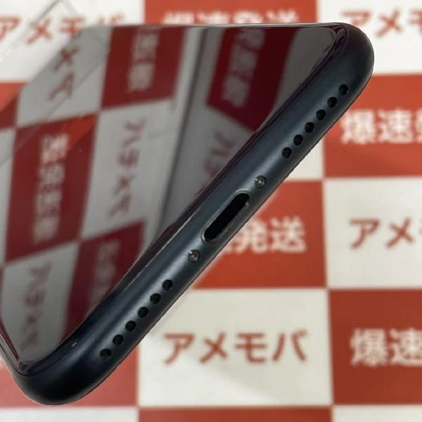 iPhoneSE 第3世代 au版SIMフリー 128GB MMYF3J/A A2782