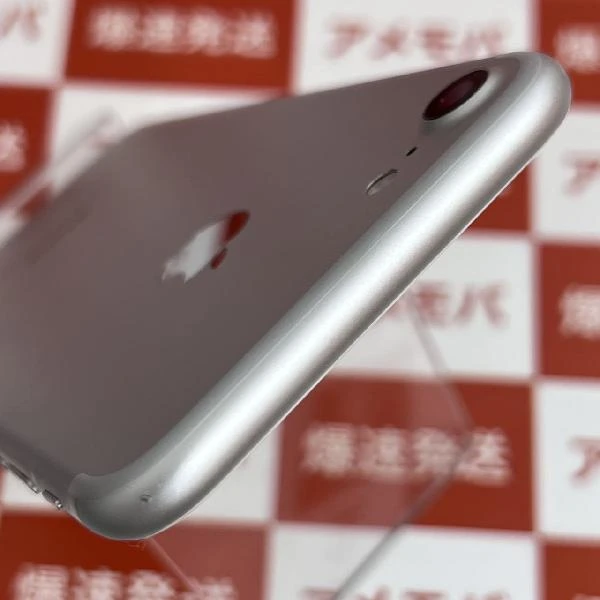 iPhone7 Apple版SIMフリー 32GB NNCF2J/A A1779 シルバー