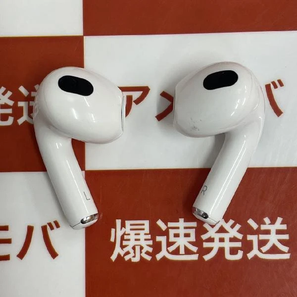Apple AirPods 第3世代 MagSafe充電ケース付き  MME73J/A ホワイト