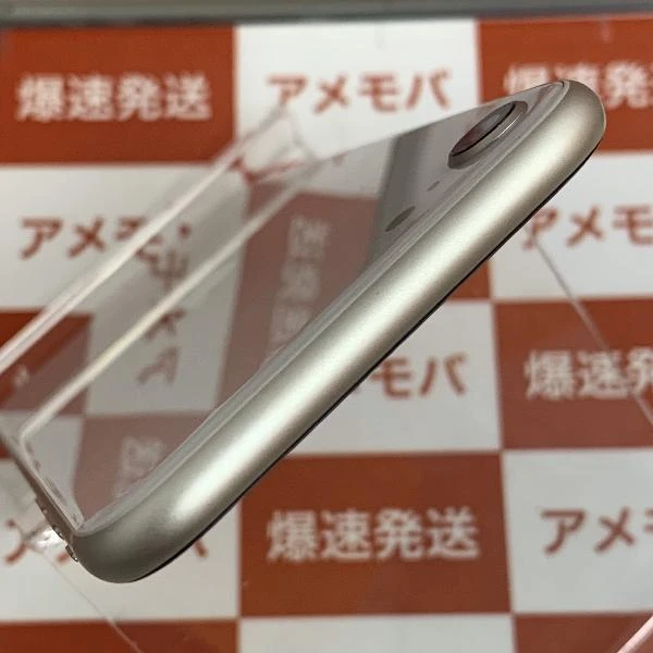 iPhoneSE 第3世代 au版SIMフリー 64GB MMYD3J/A A2782 極美品