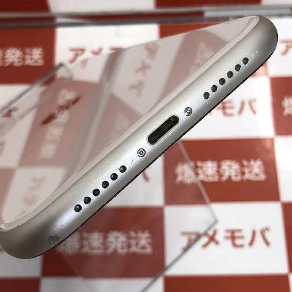 iPhone11 au版SIMフリー 128GB MWM22J/A A2221 ホワイト