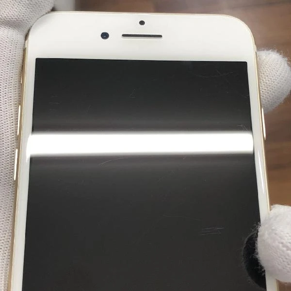 iPhone7 docomo版SIMフリー 32GB MNCJ2J/A A1779 ゴールド
