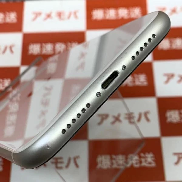 iPhone11 au版SIMフリー 128GB MWM22J/A A2221 ホワイト