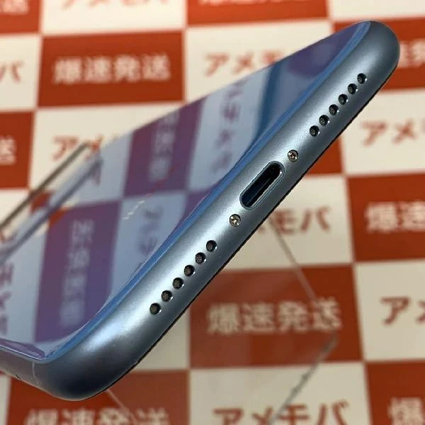 iPhoneXR au版SIMフリー 64GB MT0E2J/A A2106 美品