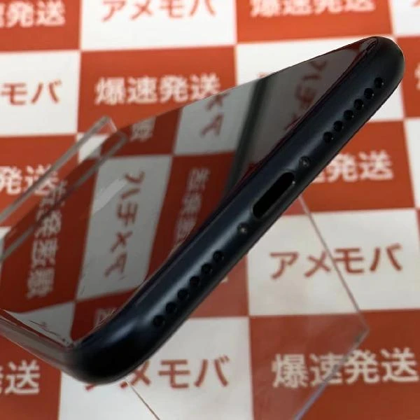 iPhoneSE 第3世代 au版SIMフリー 64GB MMYC3J/A A2782 未使用品