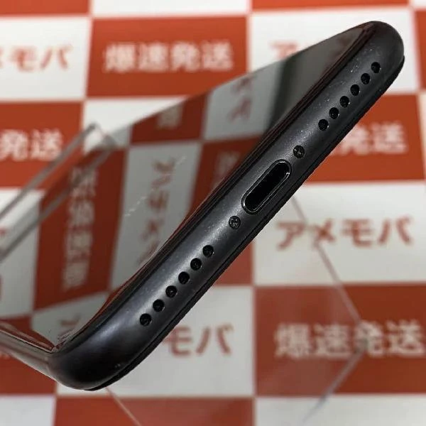 iPhone8 docomo版SIMフリー 64GB MQ782J/A A1906