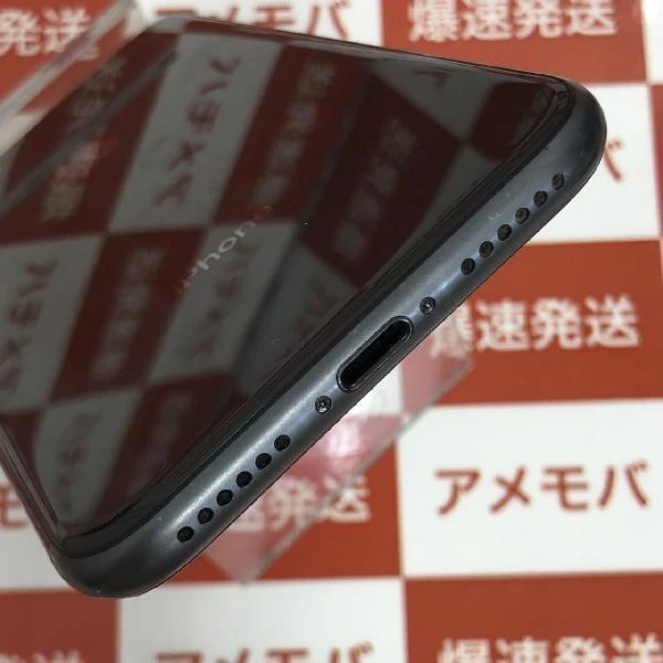 iPhone8 docomo版SIMフリー 64GB MQ782J/A A1906