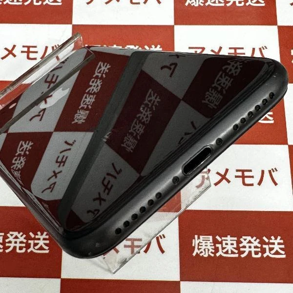 iPhone8 docomo版SIMフリー 256GB MQ842J/A A1906