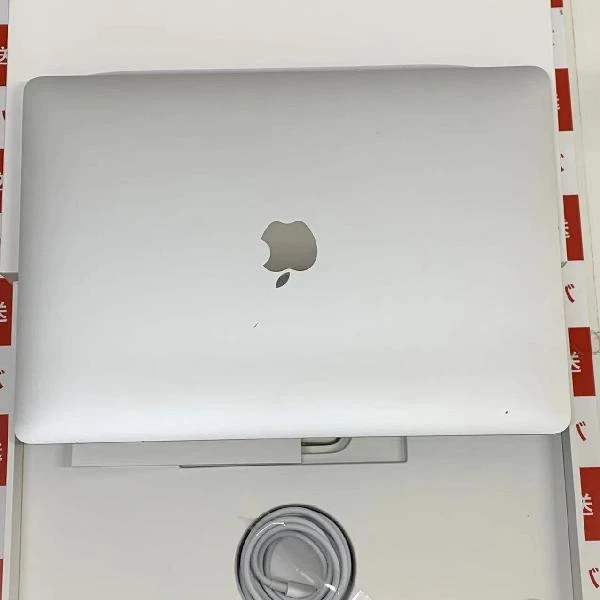 TU_MacBook Air M1 2020  13インチ 8GB 256GB MGN93J/A A2337 シルバー