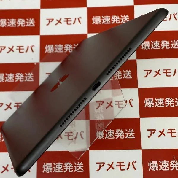 iPad 第8世代 Wi-Fiモデル 32GB MYL92J/A A2270 新品同様