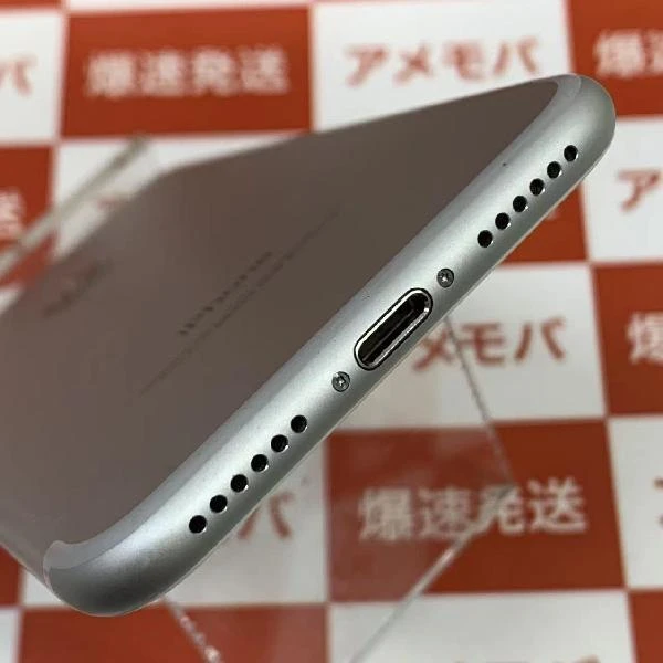 iPhone7 au版SIMフリー 32GB MNCF2J/A A1779 極美品 シルバー