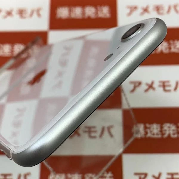 iPhoneSE 第2世代 docomo版SIMフリー 128GB MXD12J/A A2296 極美品 ホワイト