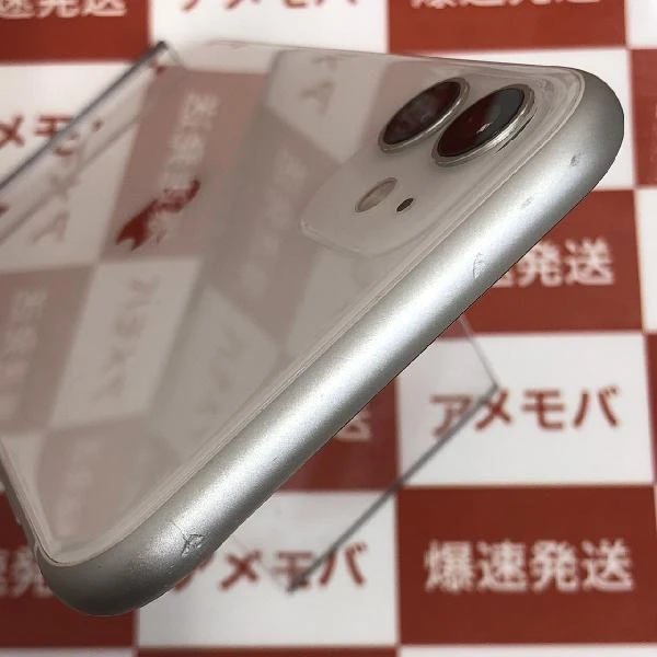 iPhone11 docomo版SIMフリー 128GB MWM22J/A A2221 ホワイト