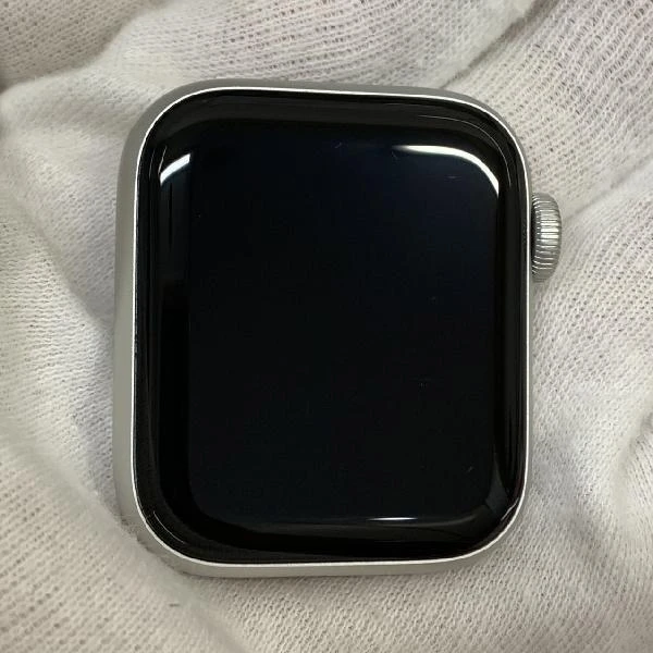 TU_Apple Watch SE 第2世代 GPSモデル  40mm MNJV3J/A A2722 極美品