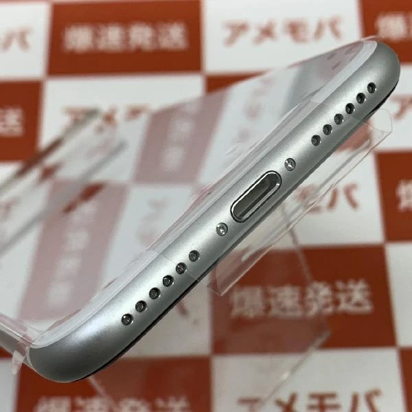 iPhoneSE 第2世代 au版SIMフリー 64GB MHGQ3J/A A2296 未使用品 ホワイト