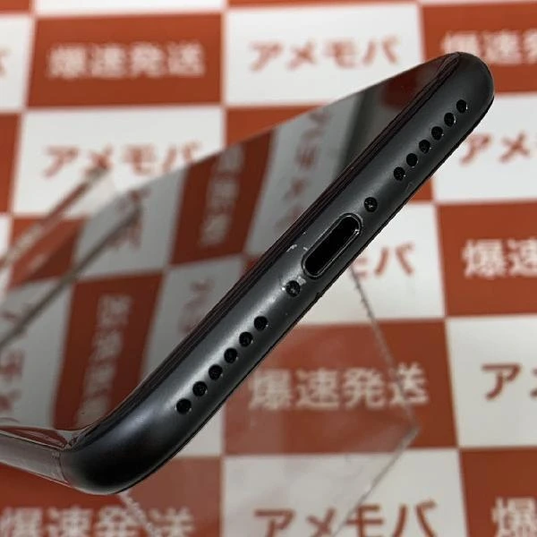 iPhone8 docomo版SIMフリー 64GB MQ782J/A A1906