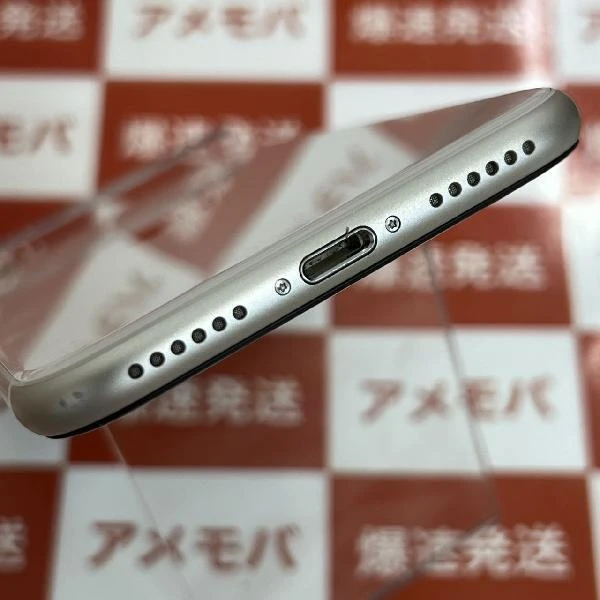 iPhoneSE 第3世代 au版SIMフリー 128GB MMYG3J/A A2782 美品