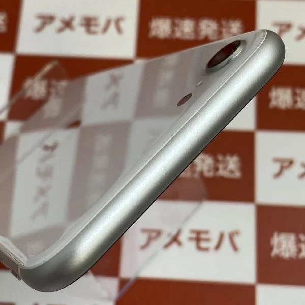 iPhoneSE 第2世代 docomo版SIMフリー 64GB MX9T2J/A A2296 極美品 ホワイト