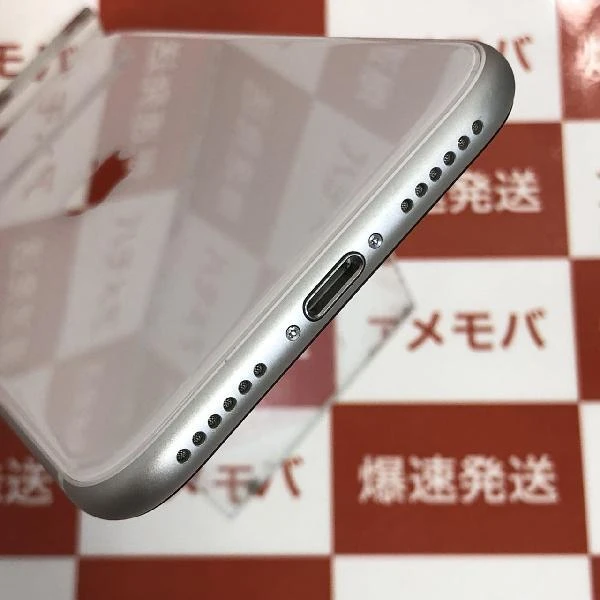 iPhoneSE 第2世代 au版SIMフリー 128GB MXD12J/A A2296 美品 ホワイト