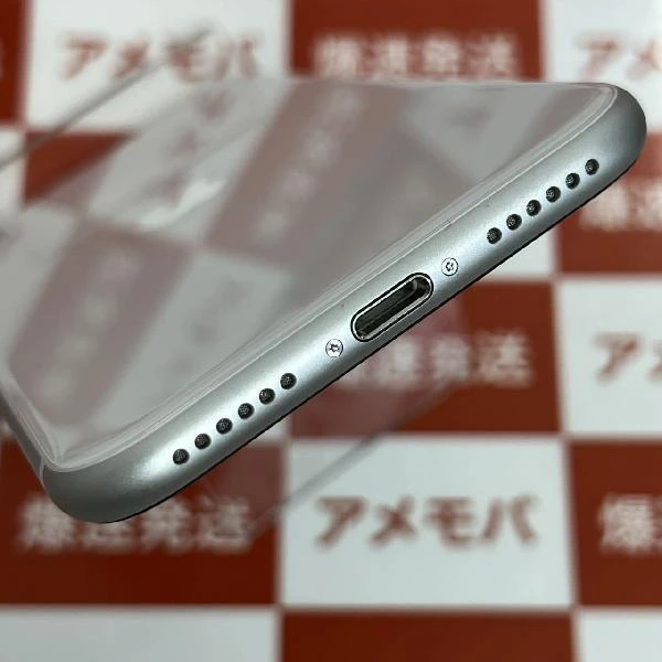 iPhoneSE 第2世代 Apple版SIMフリー 64GB MHGQ3J/A A2296 極美品 ホワイト