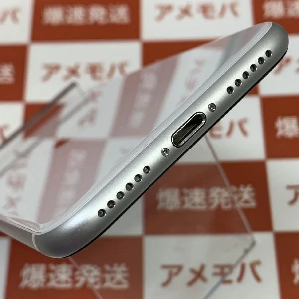 iPhoneSE 第2世代 Apple版SIMフリー 128GB MXD12J/A A2296 新品同様 ホワイト