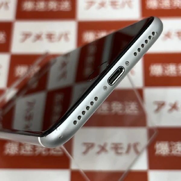 iPhoneSE 第2世代 SoftBank版SIMフリー 64GB MHGQ3J/A A2296 ホワイト
