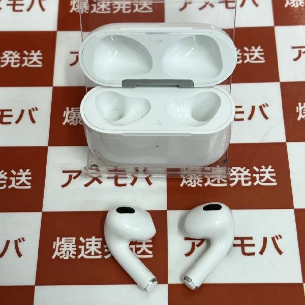 Apple AirPods 第3世代 MagSafe充電ケース付き  MME73J/A ホワイト