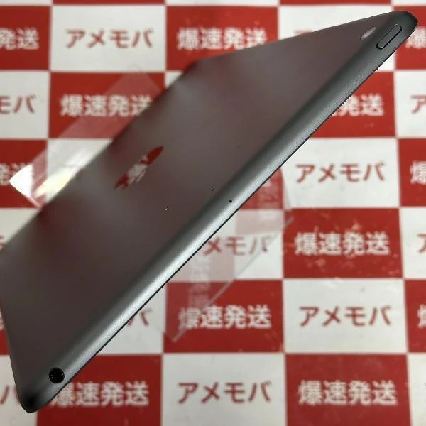 iPad 第8世代 Wi-Fiモデル 32GB MYL92J/A A2270 新品同様