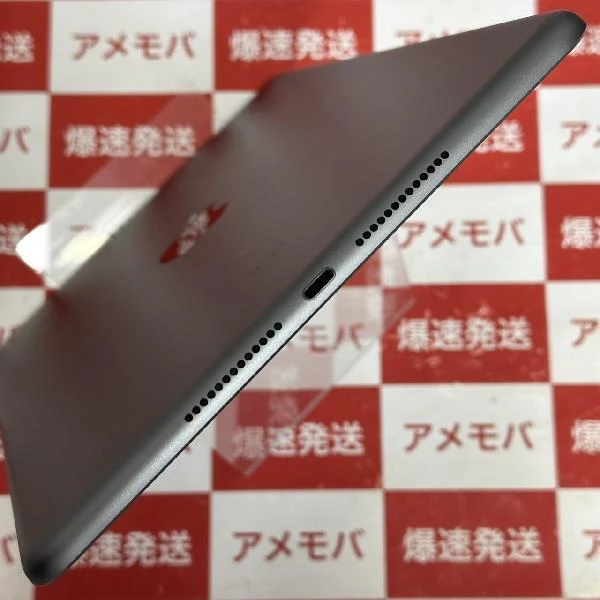 iPad 第8世代 Wi-Fiモデル 32GB MYL92J/A A2270 新品同様
