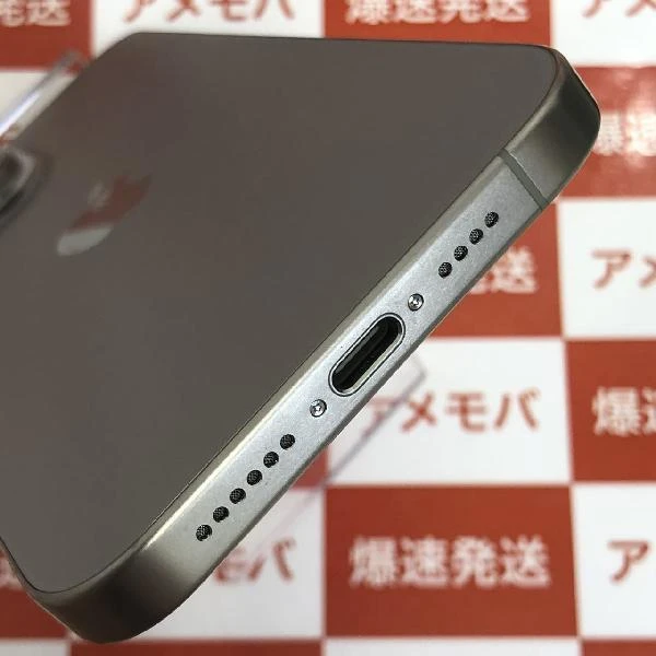 iPhone15 Pro Max au版SIMフリー 256GB MU6R3J/A A3105 ほぼ新品 No 商品カラー