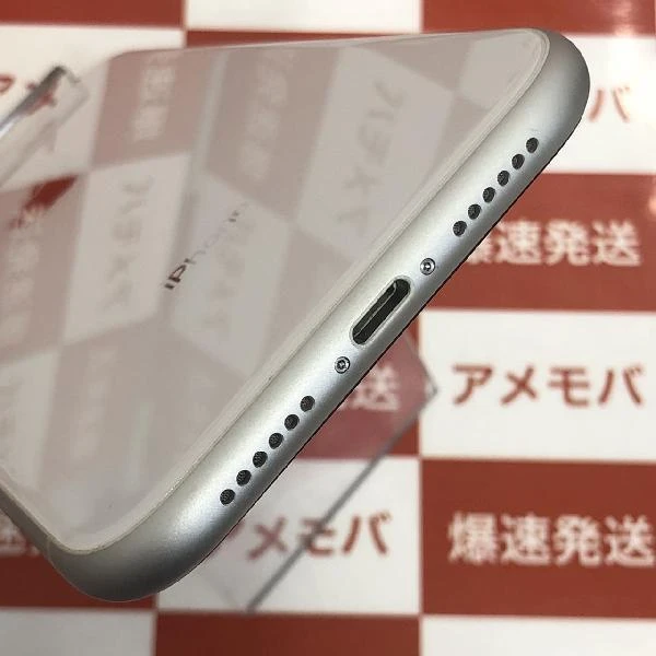 iPhoneXR docomo版SIMフリー 64GB MT032J/A A2106 極美品