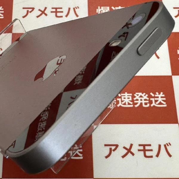 iPhoneSE SoftBank版SIMフリー 32GB MP822J/A A1723