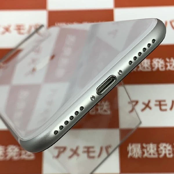 iPhoneSE 第2世代 Apple版SIMフリー 64GB MHGQ3J/A A2296 新品同様 ホワイト